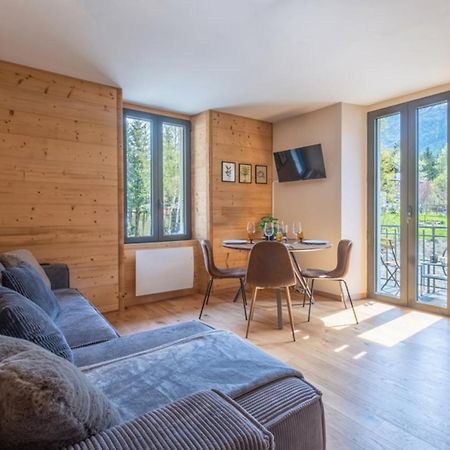 Newly Renovated Apartment With Mont Blanc View Chamonix Zewnętrze zdjęcie