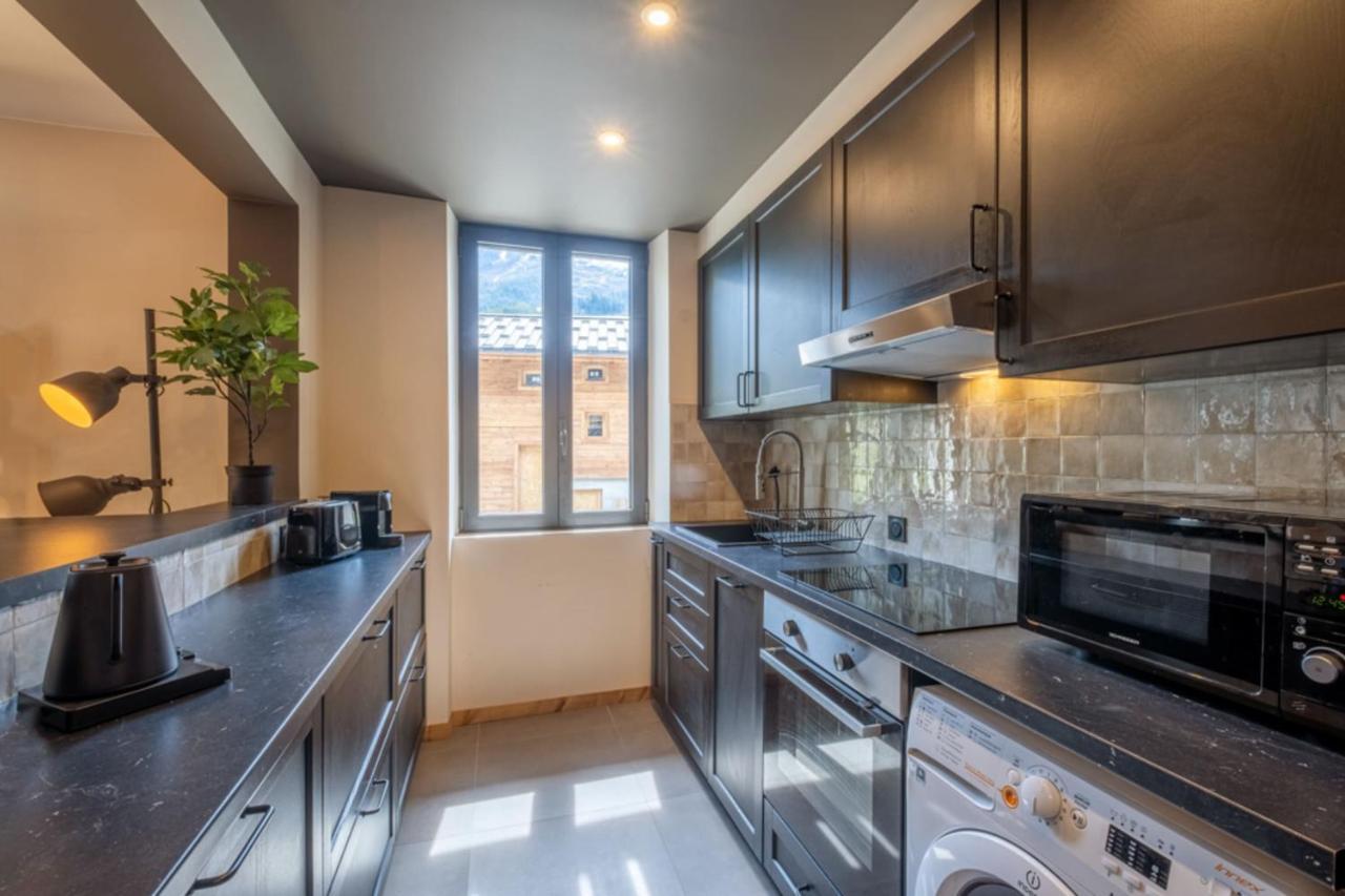 Newly Renovated Apartment With Mont Blanc View Chamonix Zewnętrze zdjęcie